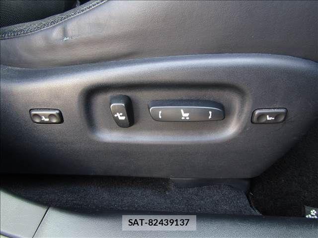Lexus RX 2009-07 8245768-18