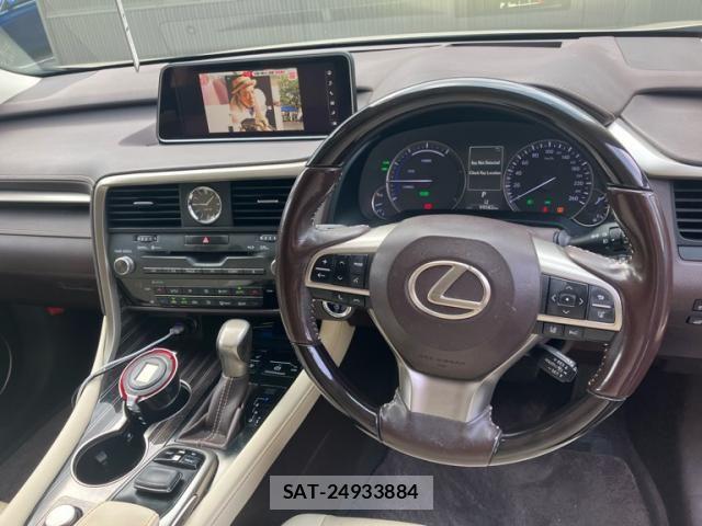 Lexus RX 2017-01 8366790-15