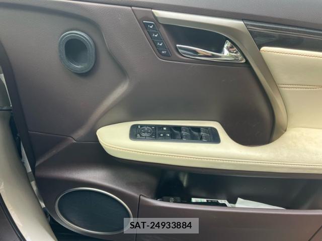 Lexus RX 2017-01 8366790-17