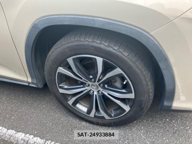 Lexus RX 2017-01 8366790-5