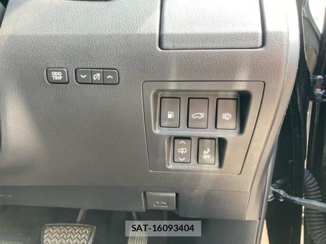 Lexus RX 2013-11 8413332-16