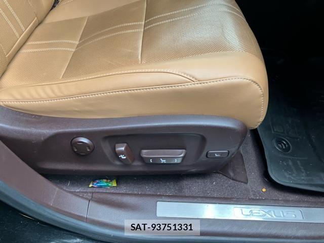 Lexus RX 2018-04 8457835-14