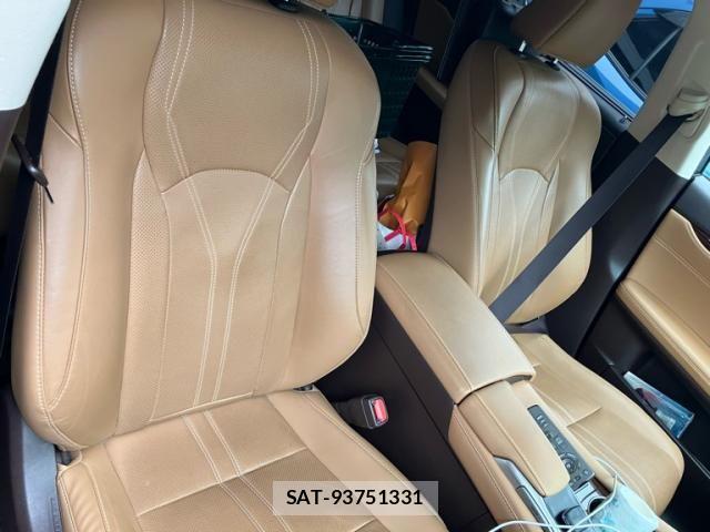 Lexus RX 2018-04 8457835-15