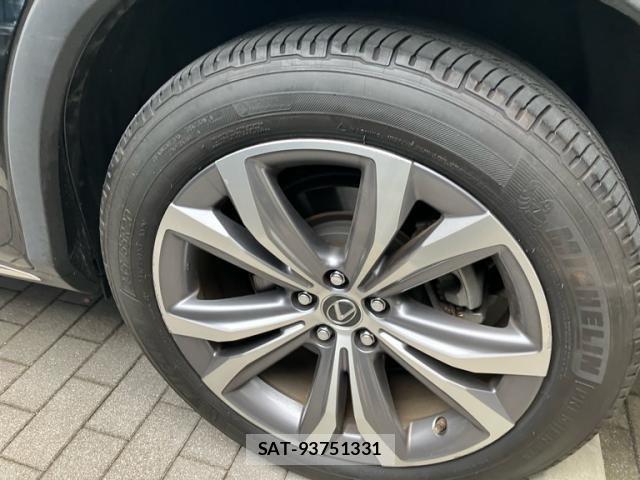 Lexus RX 2018-04 8457835-6