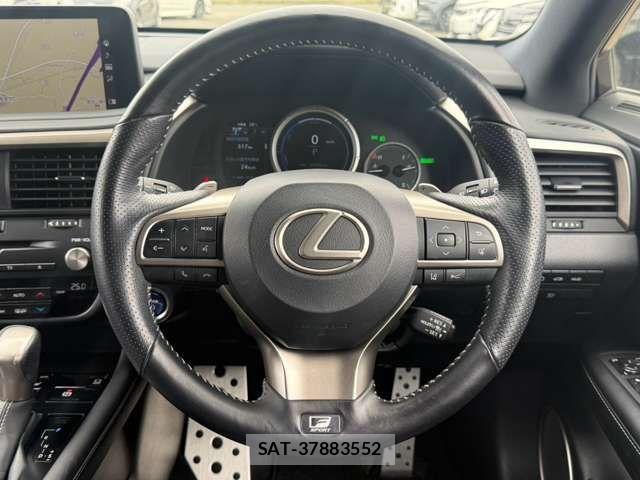 Lexus RX 2020-10 8457221-11