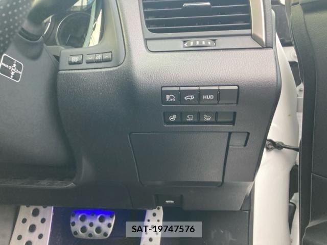 Lexus RX 2015-10 8457836-16