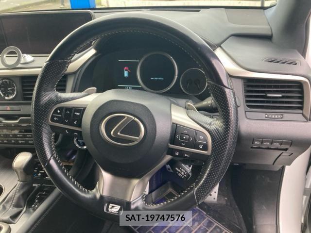 Lexus RX 2015-10 8457836-17