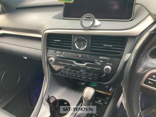 Lexus RX 2015-10 8457836-18