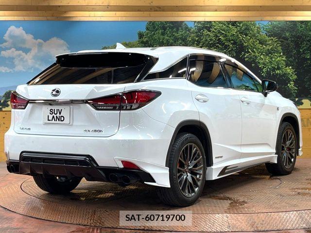 Lexus RX 2021-08 8525593-16