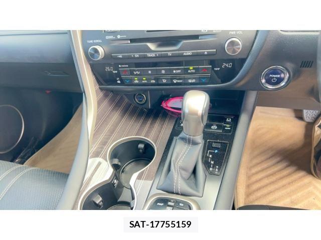 Lexus RX 2017-08 8562487-19