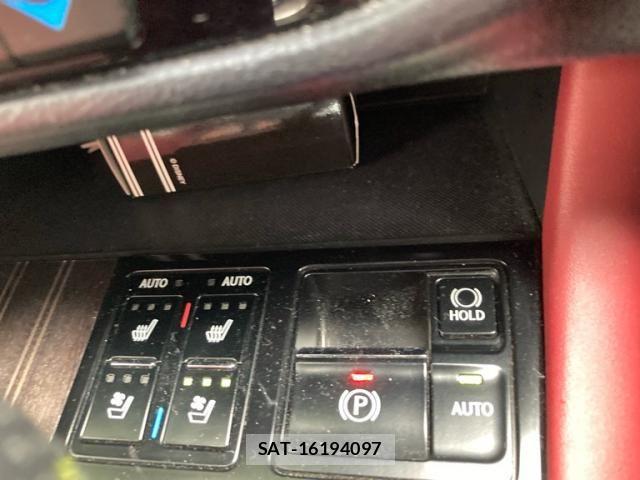 Lexus RX 2018-01 8660009-16