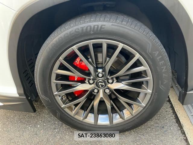 Lexus RX 2017-04 8660011-4