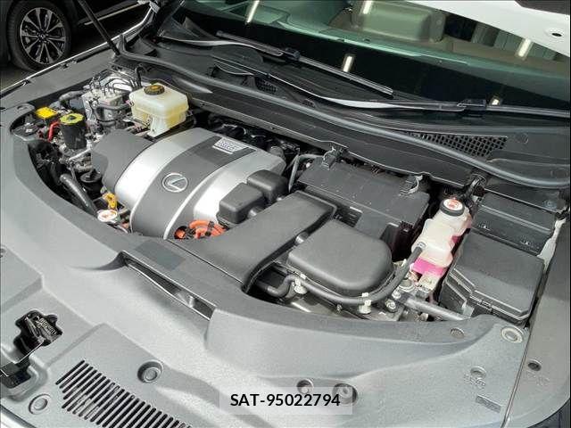 Lexus RX 2019-10 8743512-13