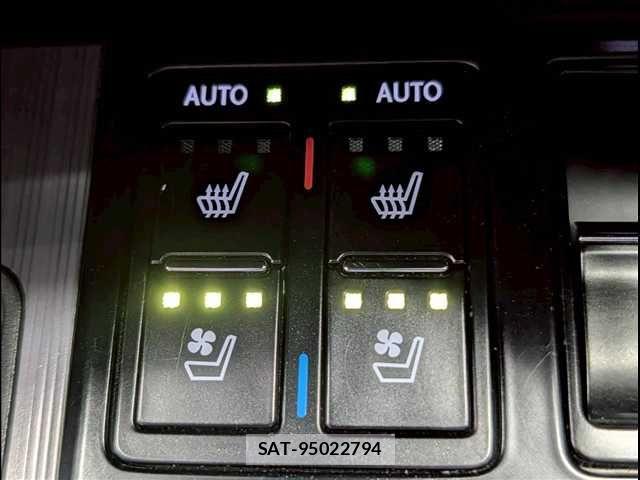 Lexus RX 2019-10 8743512-4