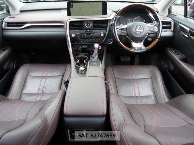 Lexus RX 2021-09 8830032-10