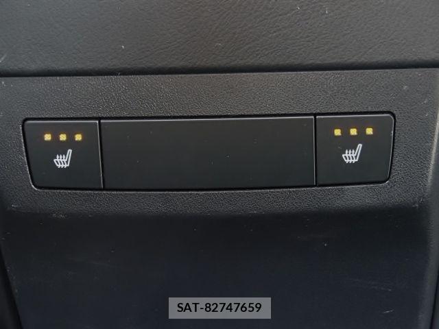 Lexus RX 2021-09 8830032-14