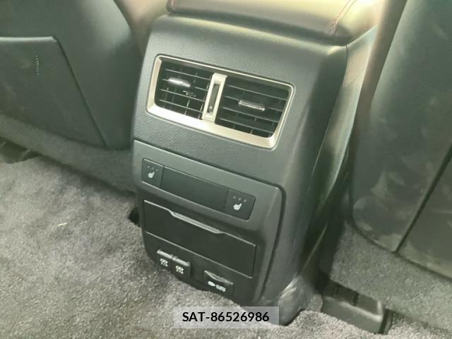 Lexus RX 2020-05 8830035-13
