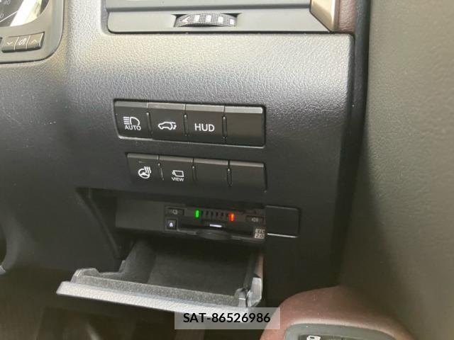 Lexus RX 2020-05 8830035-16