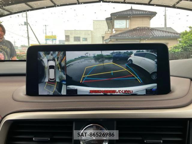 Lexus RX 2020-05 8830035-21