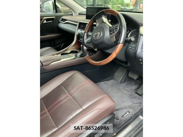 Lexus RX 2020-05 8830035-8