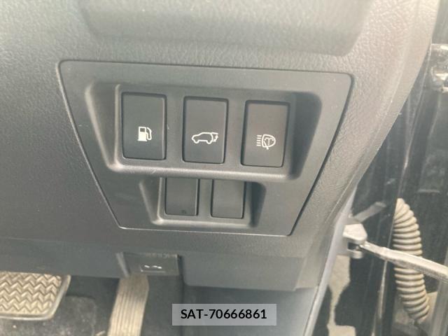 Lexus RX 2009-09 8880569-15