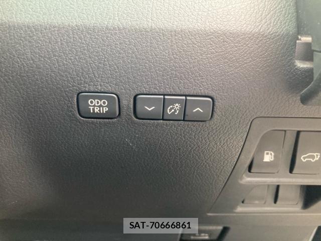 Lexus RX 2009-09 8880569-16