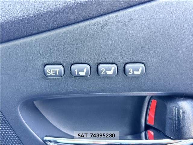 Lexus RX 2012-08 8880568-14