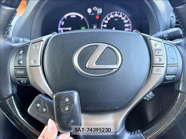 Lexus RX 2012-08 8880568-17