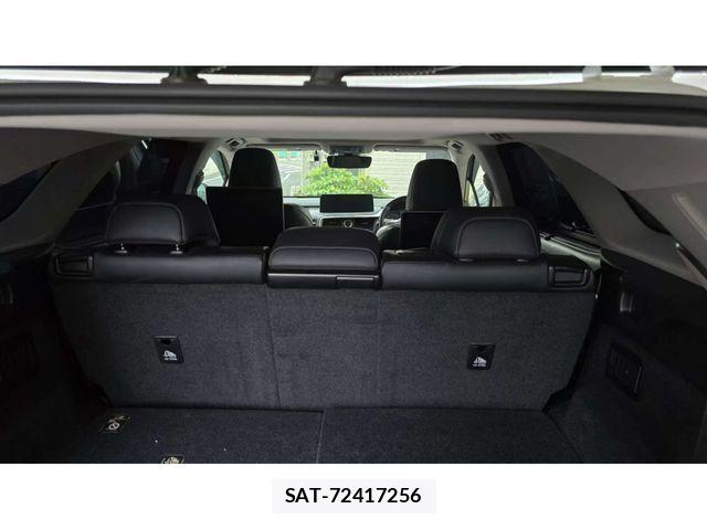 Lexus RX 2022-02 1282092-4