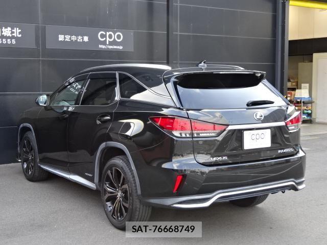 Lexus RX 2019-10 3674973-5