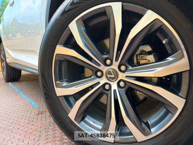 Lexus RX 2018-06 6716567-12