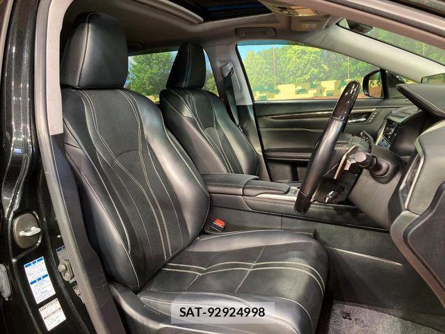 Lexus RX 2019-10 6815762-7