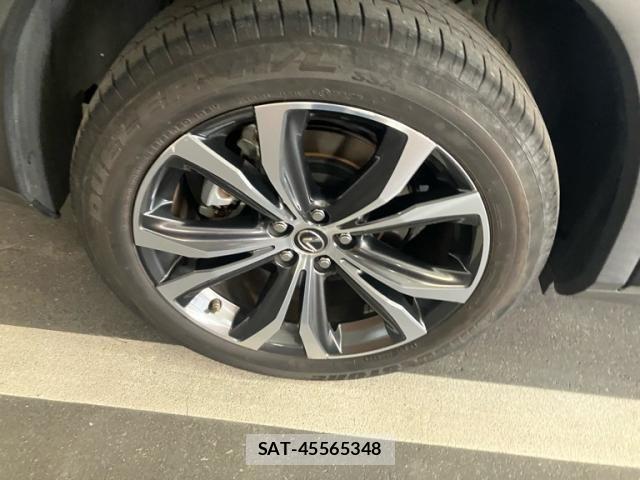 Lexus RX 2020-06 6907866-7