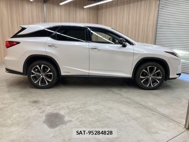 Lexus RX 2018-09 7328109-25