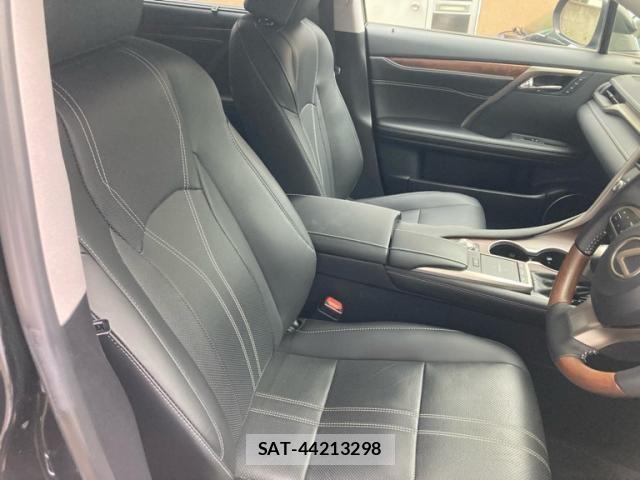 Lexus RX 2019-12 7358579-13