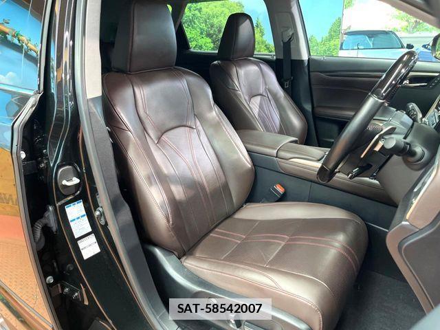 Lexus RX 2020-06 7725209-9