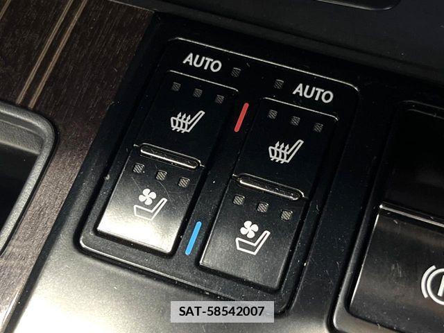 Lexus RX 2020-06 7725209-7