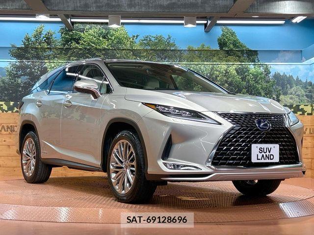 Lexus RX 2019-08 8100205-16