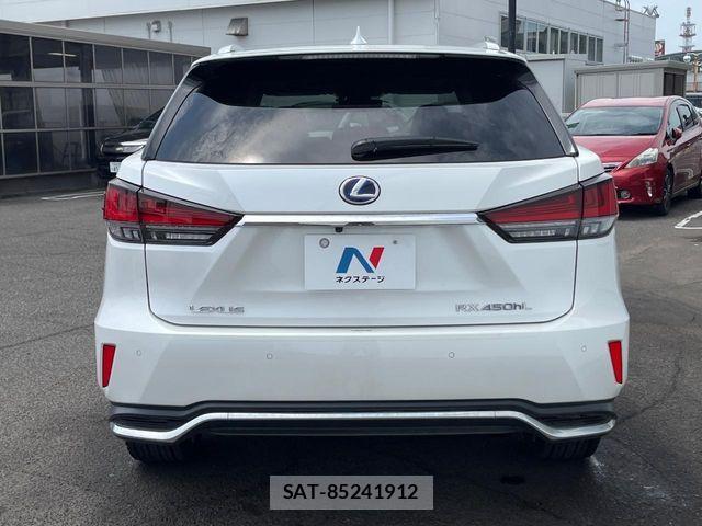 Lexus RX 2020-09 8208468-15