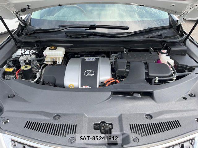Lexus RX 2020-09 8208468-18