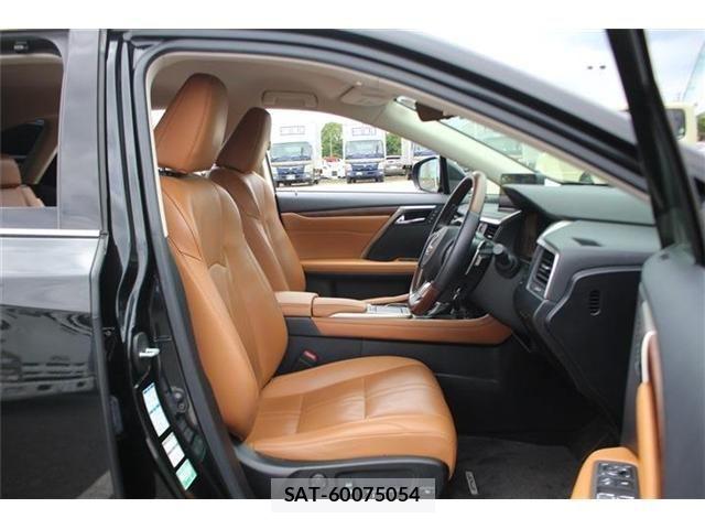 Lexus RX 2020-11 8230655-16