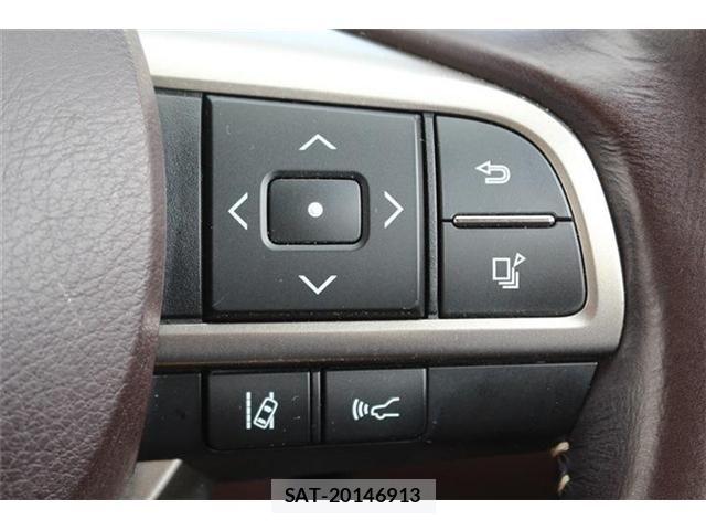 Lexus RX 2018-04 8245772-3