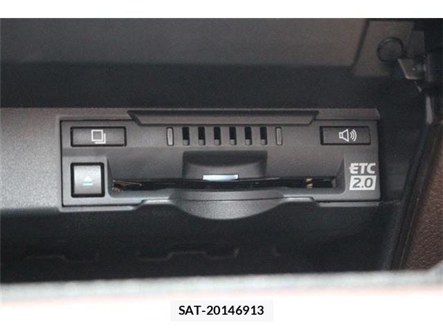 Lexus RX 2018-04 8245772-5