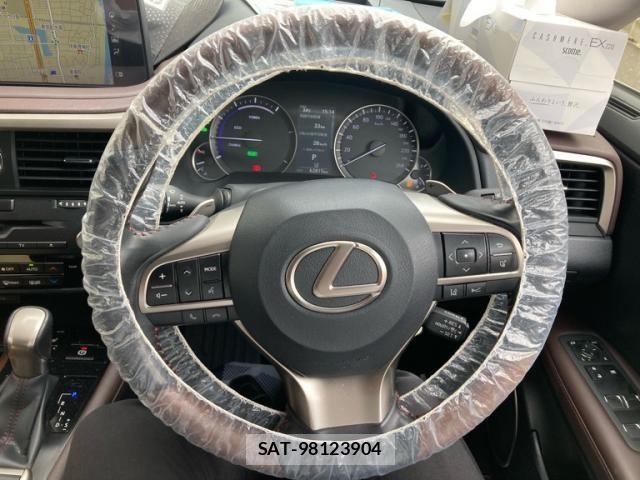 Lexus RX 2020-07 8315235-17