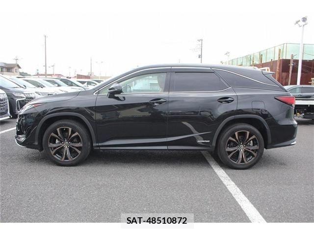 Lexus RX 2020-01 8413335-8