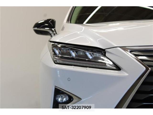 Lexus RX 2018-07 8743520-17