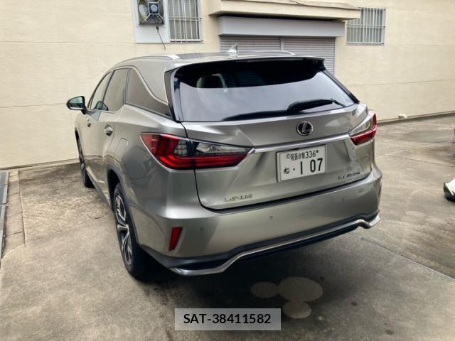 Lexus RX 2018-02 8796518-2