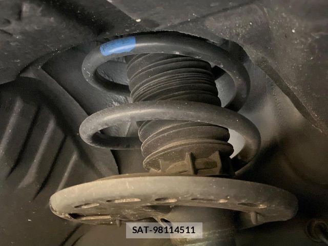 Lexus RX 2021-09 8830037-19