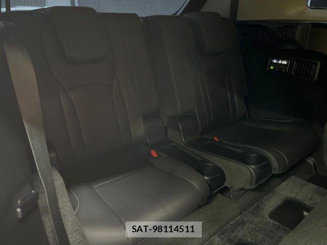 Lexus RX 2021-09 8830037-8
