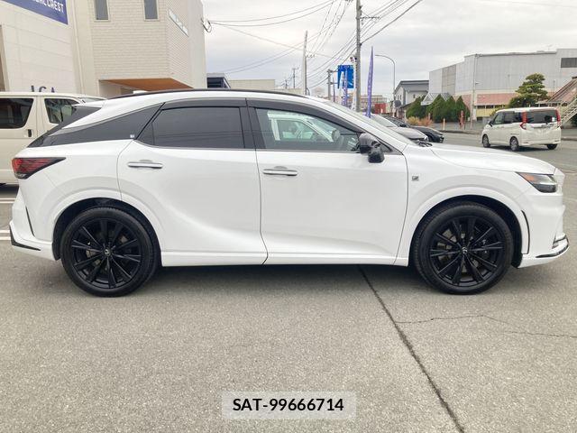 Lexus RX 2024-09 2030392-5